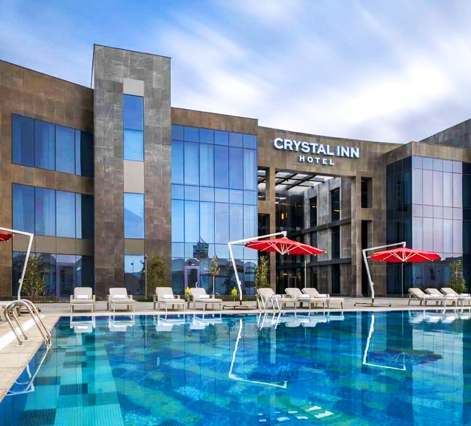 Read more about the article Crystal Inn Hotel